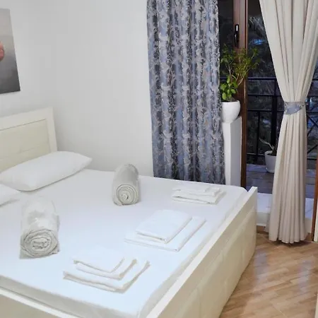Aria Apartment *